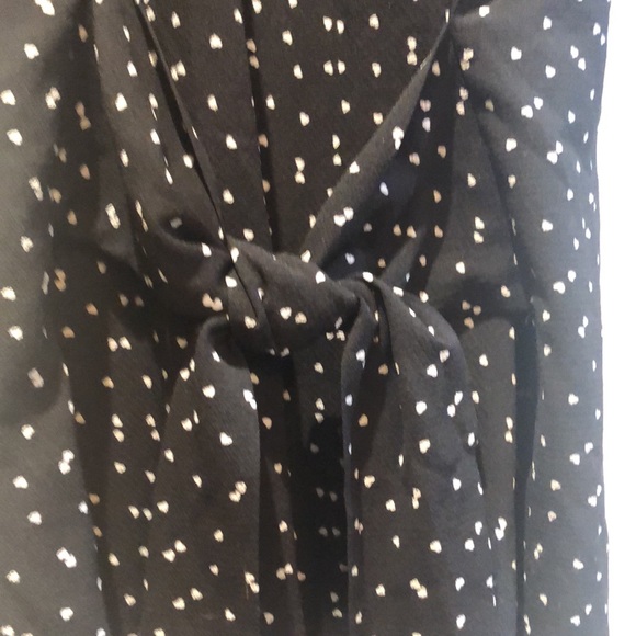 BLOuSOLOGY size M blouse. Black with small  white hearts - Picture 3 of 10
